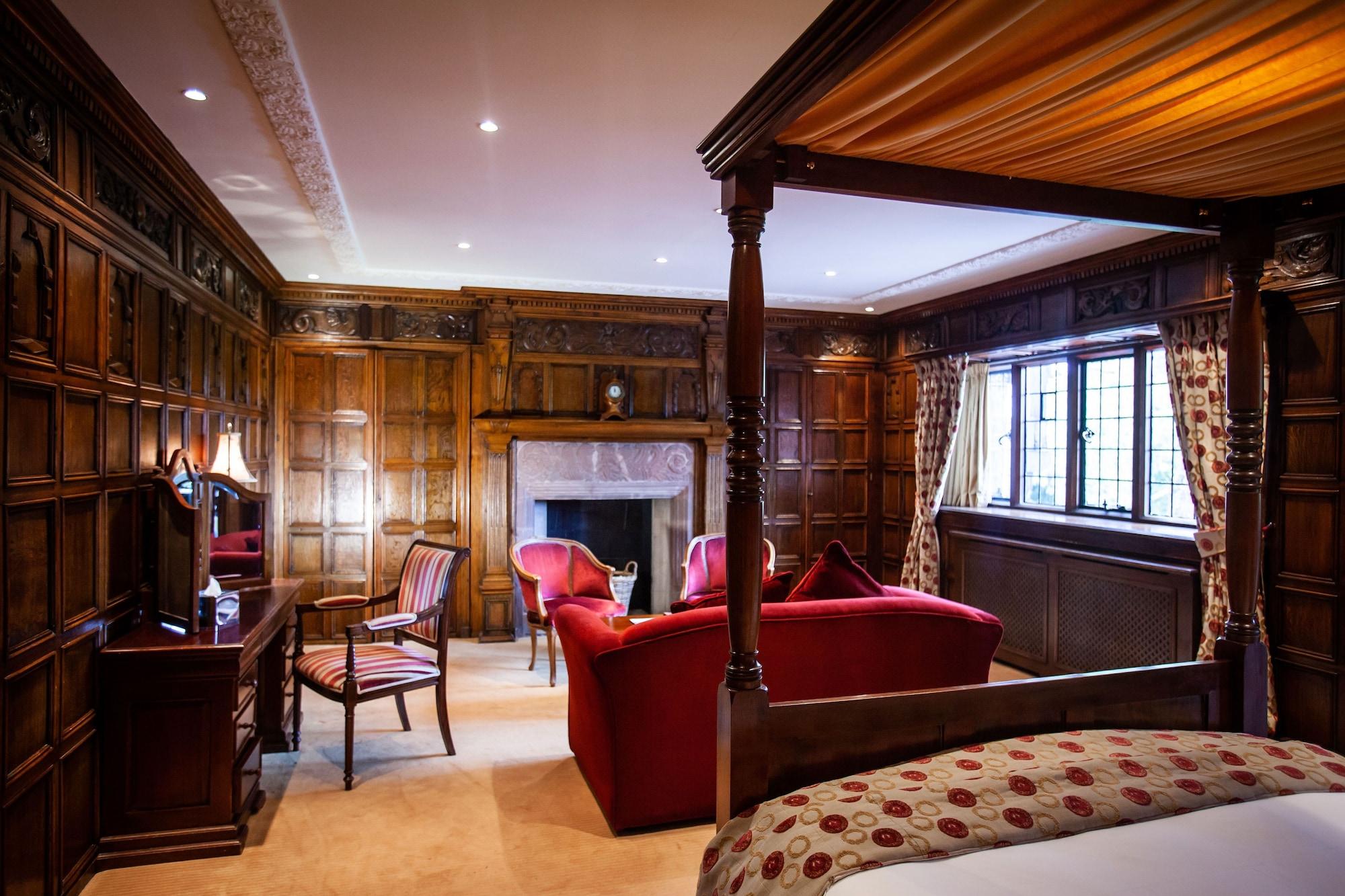Inglewood Manor Hotel Ledsham  Exterior photo