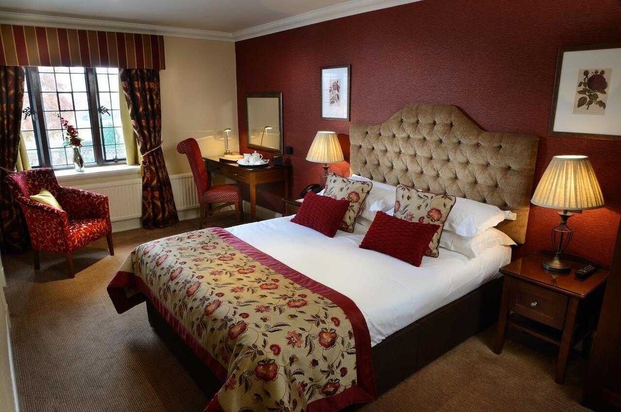 Inglewood Manor Hotel Ledsham  Exterior photo